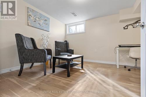 16 - 700 Osgoode Drive, London South (South Y), ON - Indoor