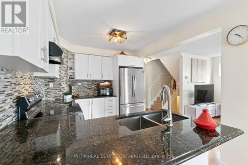 16 - 700 Osgoode Drive, London South (South Y), ON - Indoor Photo Showing Kitchen With Stainless Steel Kitchen With Double Sink With Upgraded Kitchen