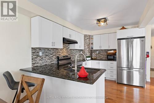 16 - 700 Osgoode Drive, London South (South Y), ON - Indoor Photo Showing Kitchen With Stainless Steel Kitchen With Upgraded Kitchen