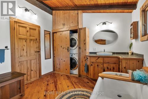 2858 Beach Avenue, Fort Erie (Ridgeway), ON - Indoor Photo Showing Other Room