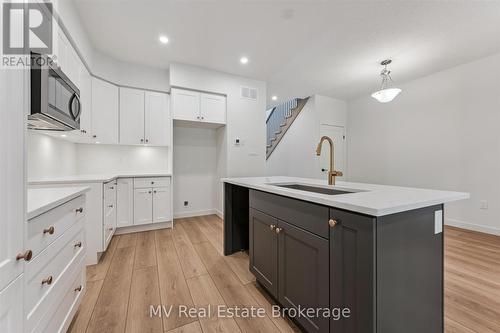 44 Fieldstone Lane Private, Centre Wellington (Elora/Salem), ON - Indoor Photo Showing Kitchen