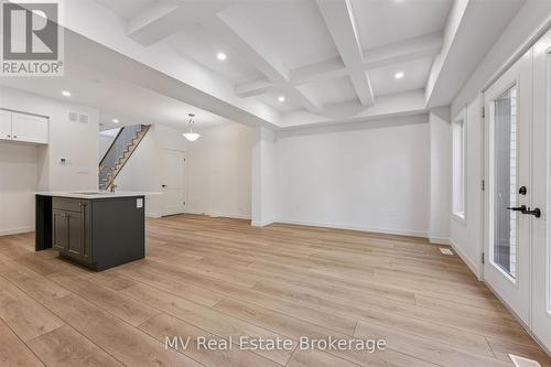 44 Fieldstone Lane Private, Centre Wellington (Elora/Salem), ON - Indoor Photo Showing Other Room