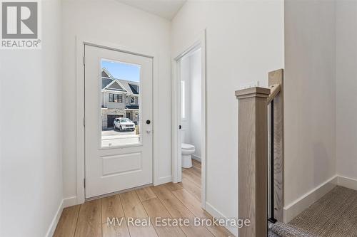 44 Fieldstone Lane Private, Centre Wellington (Elora/Salem), ON - Indoor Photo Showing Other Room