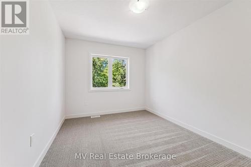 44 Fieldstone Lane Private, Centre Wellington (Elora/Salem), ON - Indoor Photo Showing Other Room