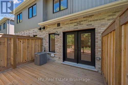 44 Fieldstone Lane Private, Centre Wellington (Elora/Salem), ON - Outdoor With Exterior