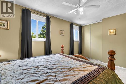 2005 Canning Court, Burlington, ON - Indoor Photo Showing Bedroom