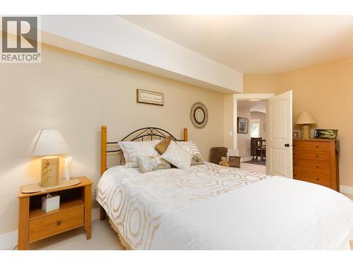 2532 Tuscany Drive, West Kelowna, BC - Indoor Photo Showing Bedroom