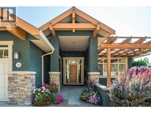2532 Tuscany Drive, West Kelowna, BC - Outdoor