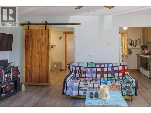 861 2Nd Avenue, Mcbride, BC - Indoor