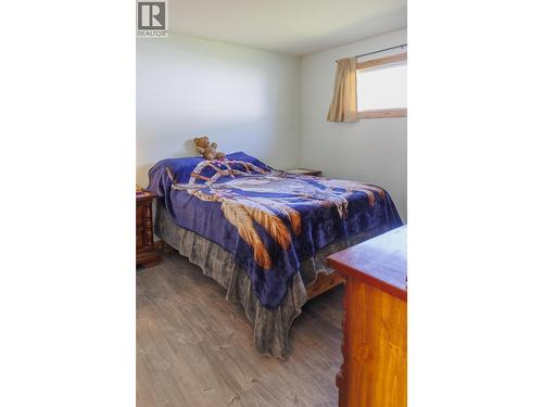 861 2Nd Avenue, Mcbride, BC - Indoor Photo Showing Bedroom
