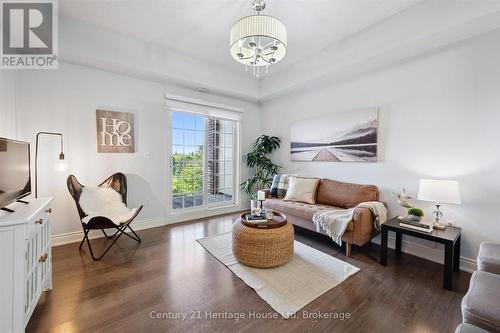 404 - 1440 GORDON STREET  Guelph (Pineridge/Westminster Woods), ON N1L 1C8