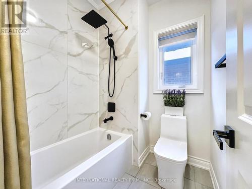 150 Cannes Avenue, Vaughan, ON - Indoor Photo Showing Bathroom