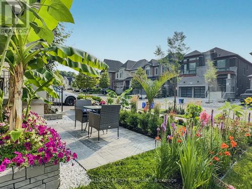 150 Cannes Avenue, Vaughan, ON - Outdoor