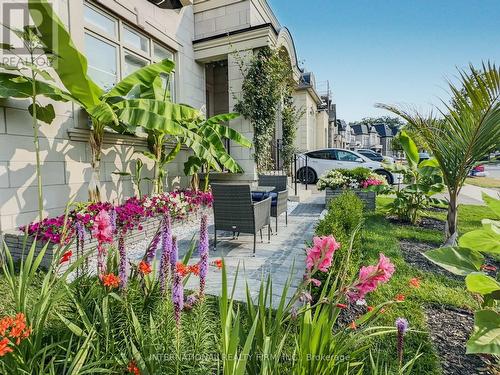 150 Cannes Avenue, Vaughan, ON - Outdoor