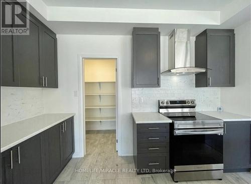 63 Shepherd Drive, Barrie, ON - Indoor Photo Showing Kitchen