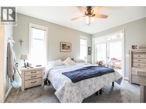 2450 Radio Tower Road Unit# 202, Oliver, BC - Indoor Photo Showing Bedroom