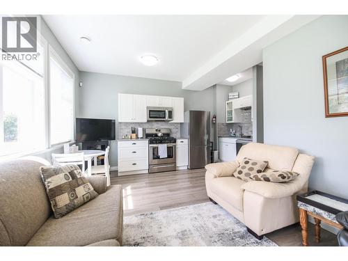 2450 Radio Tower Road Unit# 202, Oliver, BC - Indoor