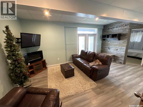 3829 First Point Beach Drive, Hoodoo Rm No. 401, SK - Indoor