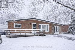 348 COLLINS DRIVE  Orillia, ON L3V 1E4
