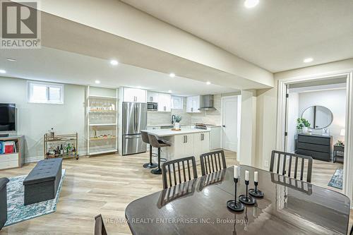 2344 Kenbarb Road, Mississauga, ON - Indoor Photo Showing Dining Room