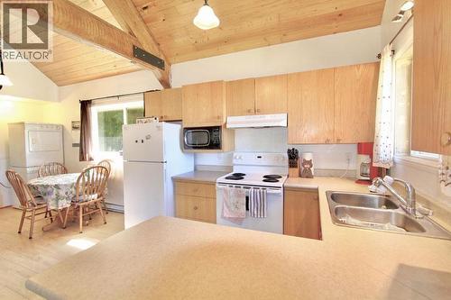 1514 Burgess Avenue, Masset, BC - Indoor Photo Showing Kitchen With Double Sink