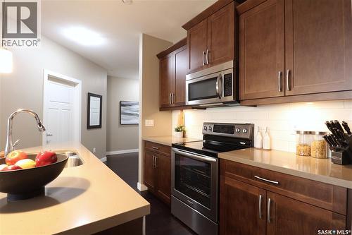 1104 2055 Rose Street, Regina, SK - Indoor Photo Showing Kitchen