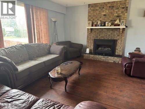 231 Centennial Drive, Mackenzie, BC - Indoor Photo Showing Living Room With Fireplace