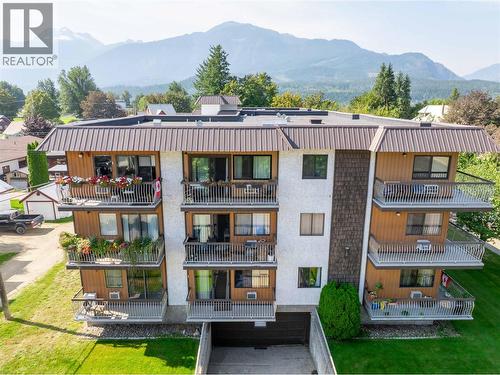 800 Mackenzie Avenue Unit# 101, Revelstoke, BC - Outdoor With Balcony