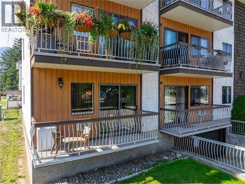800 Mackenzie Avenue Unit# 101, Revelstoke, BC - Outdoor With Balcony With Deck Patio Veranda