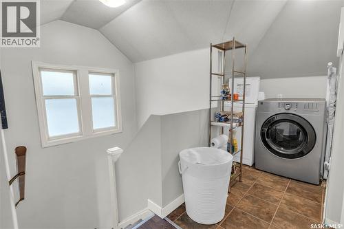 2231 Quebec Street, Regina, SK - Indoor Photo Showing Laundry Room