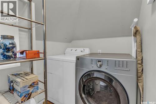 2231 Quebec Street, Regina, SK - Indoor Photo Showing Laundry Room
