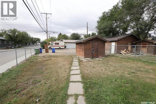 1580 Lacon Street, Regina, SK - Outdoor