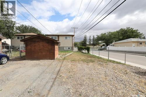 1580 Lacon Street, Regina, SK - Outdoor