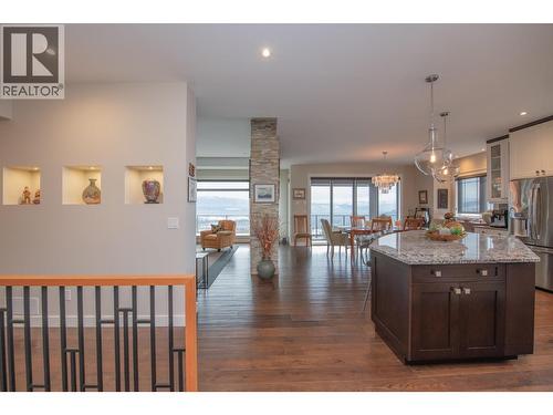 733 Hart Lane, Vernon, BC - Indoor Photo Showing Other Room