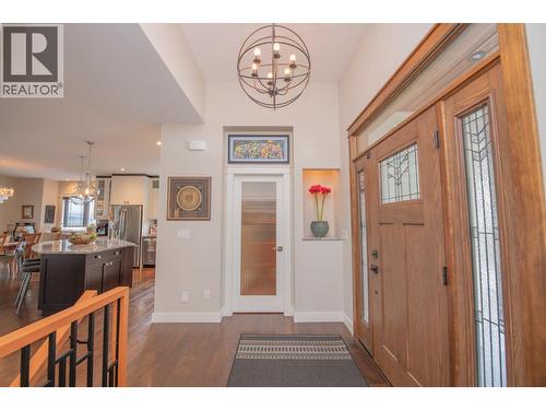 733 Hart Lane, Vernon, BC - Indoor Photo Showing Other Room