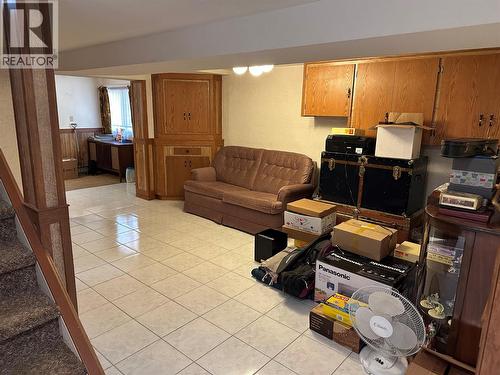 126 Grandview Street, Penticton, BC - Indoor