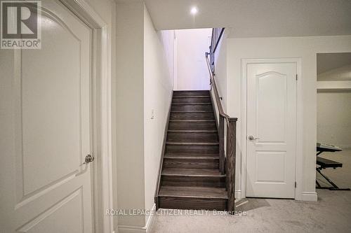 19 Westmount Drive, New Tecumseth, ON - Indoor Photo Showing Other Room