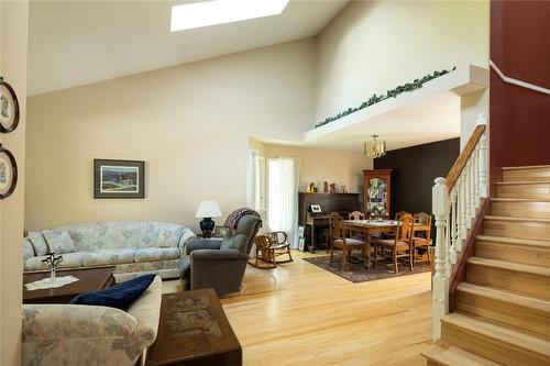 440 Grainger Road, Kelowna, BC - Indoor