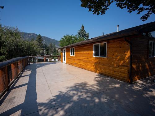 1205 Maple Street, Okanagan Falls, BC - Outdoor With Exterior