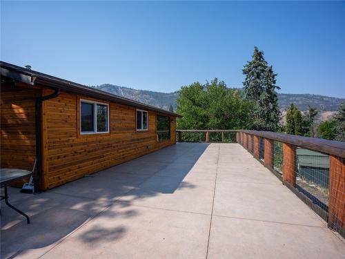 1205 Maple Street, Okanagan Falls, BC - Outdoor With Exterior