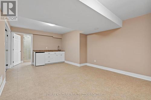 Wet bar/kitchenette area - 23 Goring Way, Niagara-On-The-Lake (St. Davids), ON - Indoor Photo Showing Other Room