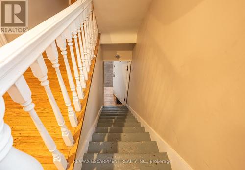 175 Burris Street, Hamilton, ON - Indoor Photo Showing Other Room