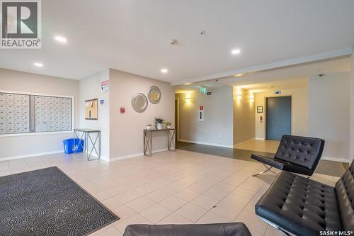 2320 5500 Mitchinson Way, Regina, SK - Indoor