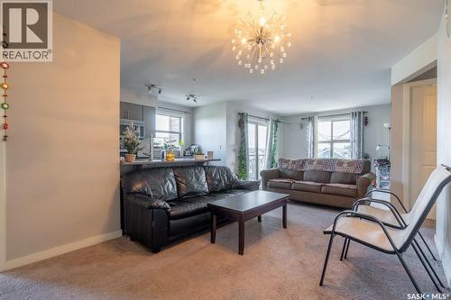 2320 5500 Mitchinson Way, Regina, SK - Indoor Photo Showing Living Room