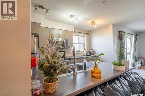 2320 5500 Mitchinson Way, Regina, SK - Indoor Photo Showing Other Room