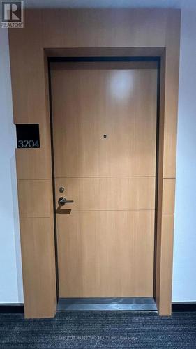 3204 - 11 Wellesley Street W, Toronto, ON - Indoor