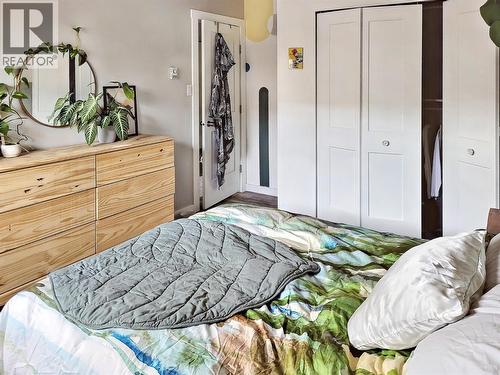 717 12Th Avenue Unit# 8, Invermere, BC - Indoor Photo Showing Bedroom