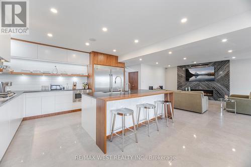 83 Navigation Drive, Prince Edward County, ON - Indoor Photo Showing Kitchen With Upgraded Kitchen