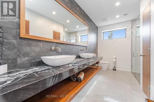 83 Navigation Drive, Prince Edward County, ON - Indoor Photo Showing Bathroom