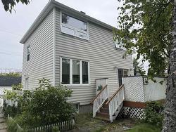 3 Ross Ave  Marathon, ON P0T 2E0